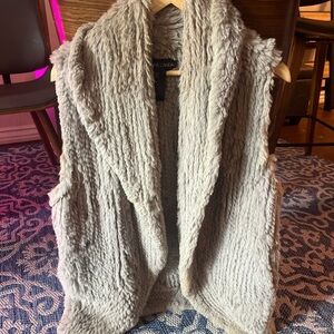 Adrienne Landau Gray Fur Vest Athleisure Luxe Yoga Pilates Days or Nights Out
